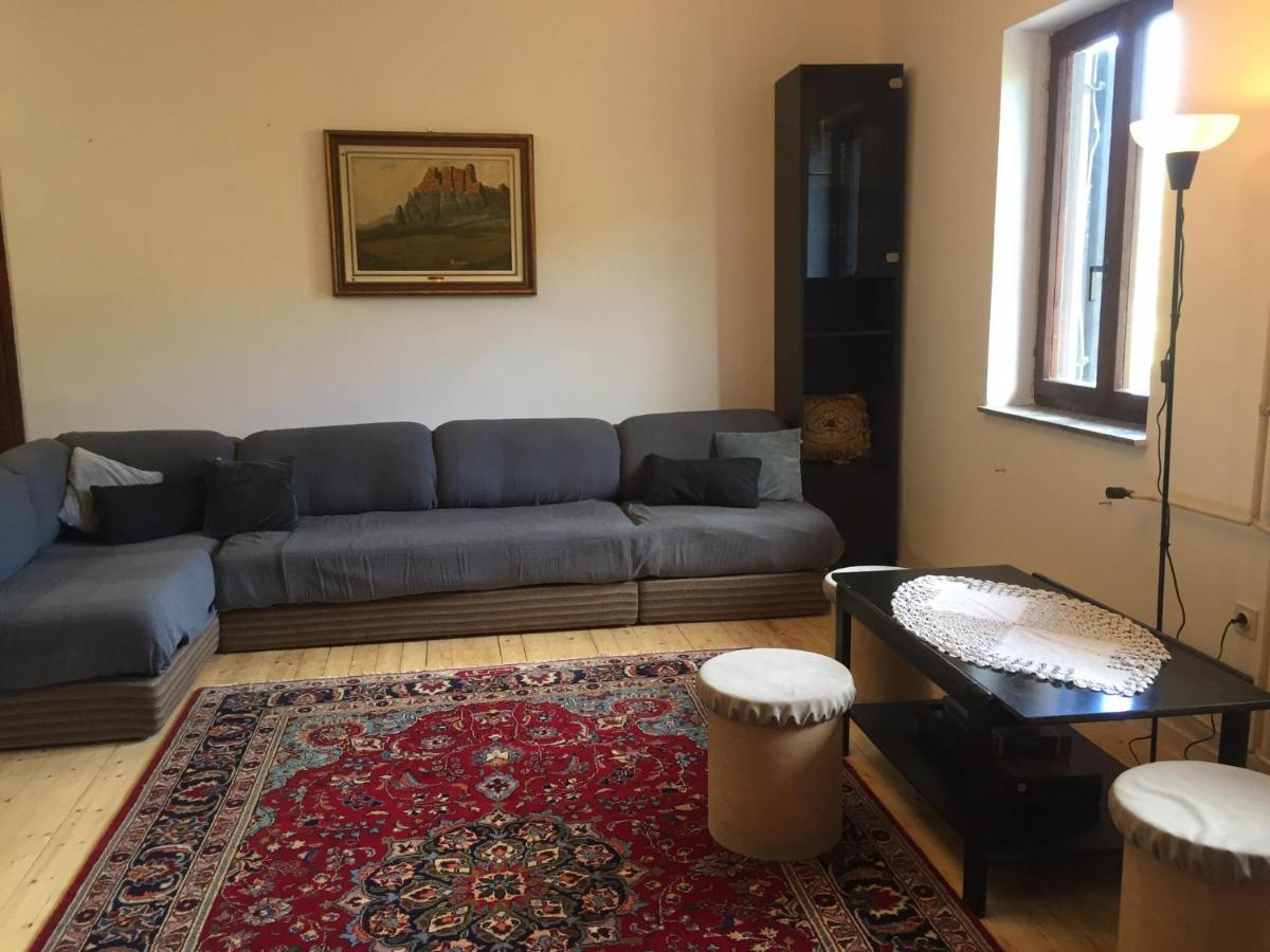 Dedo, Salara * Koper